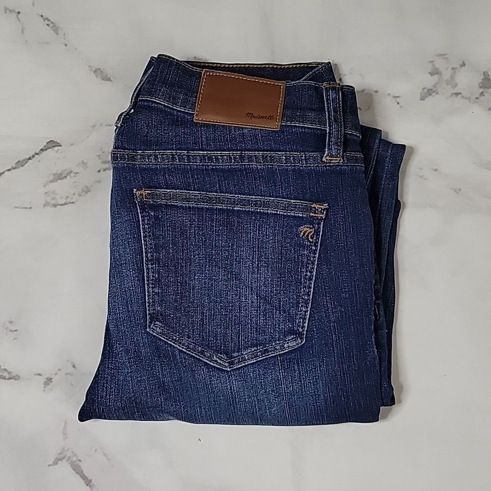 Madewell Dark Wash Skinny Skinny Jeans - Picture 1 of 6